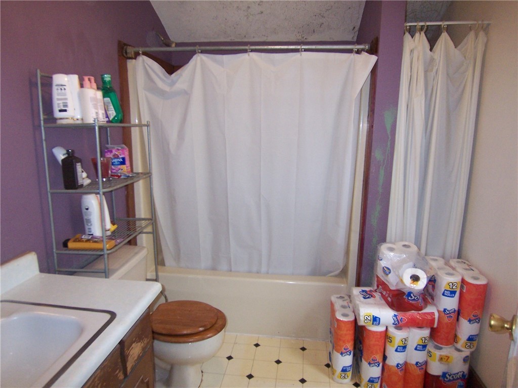 3057 Ontario Center Road Walworth, NY 14568 - Photo 9 of 16