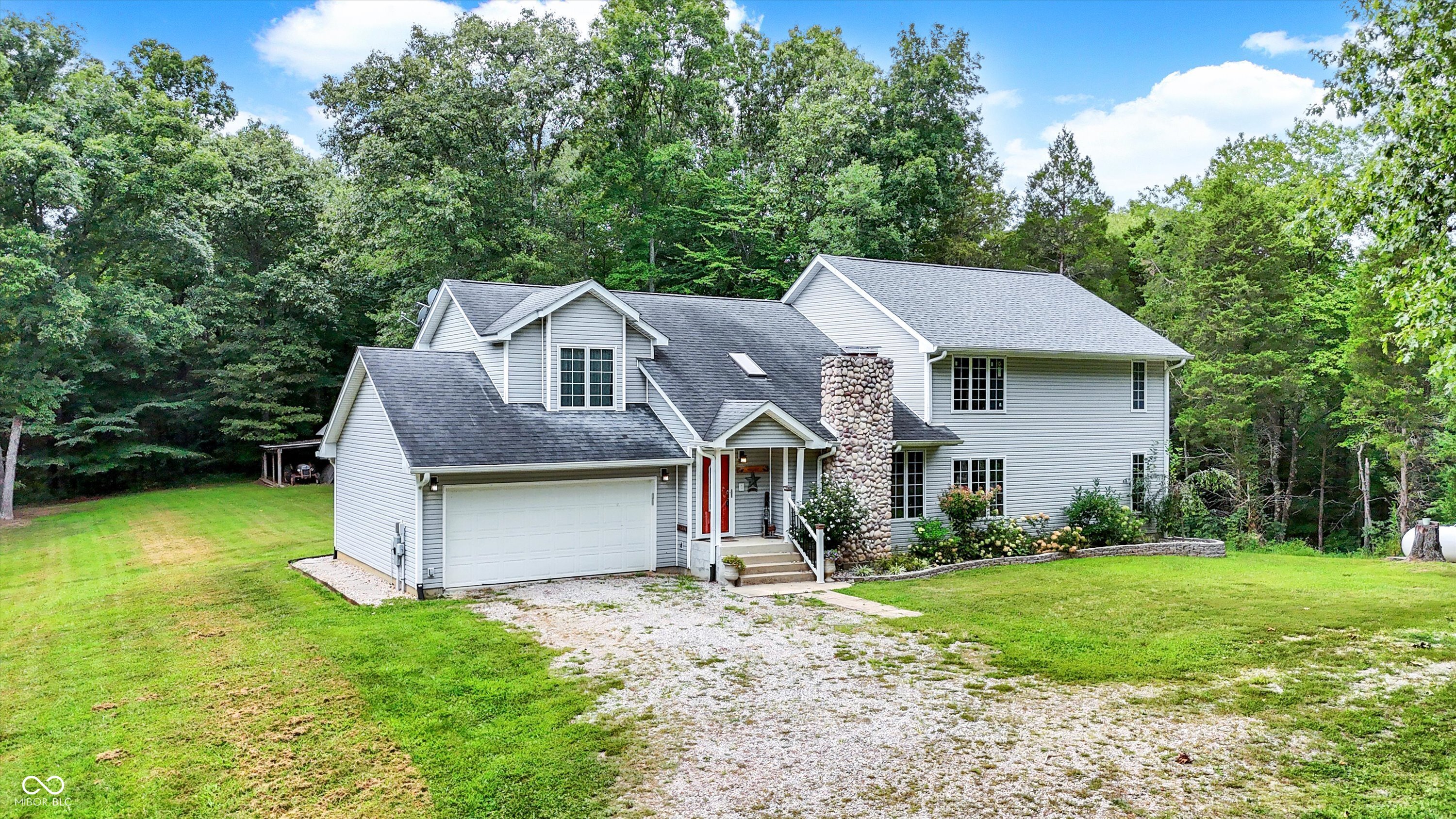 6029 Poplar Grove Road Columbus, IN 47201 - Photo 2 of 76