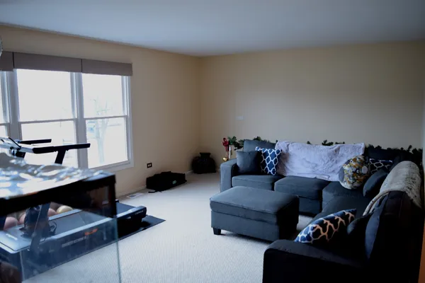 $2,200 | 247 Nantucket Harbor, Unit 247, Schaumburg, IL 60193