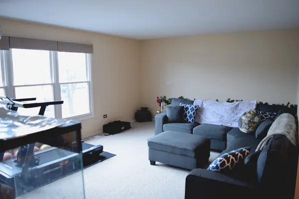 $2,150 | 247 Nantucket Harbor, Unit 247, Schaumburg, IL 60193