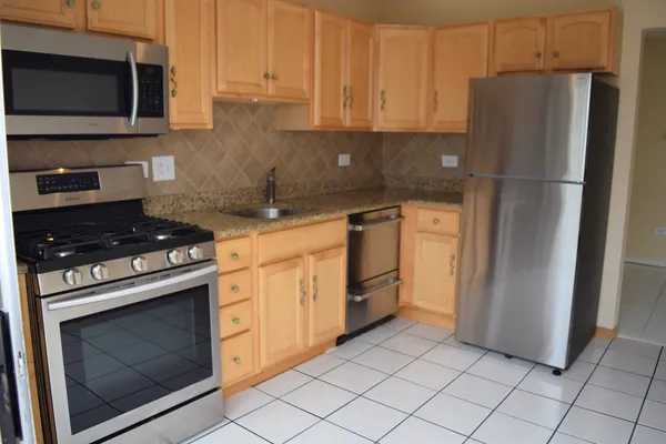 $2,150 | 247 Nantucket Harbor, Unit 247, Schaumburg, IL 60193