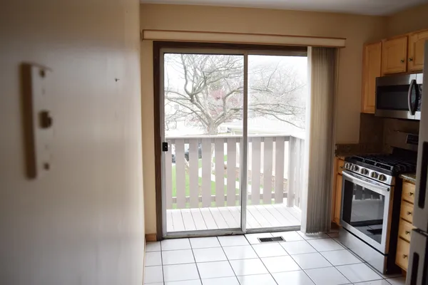 $2,150 | 247 Nantucket Harbor, Unit 247, Schaumburg, IL 60193