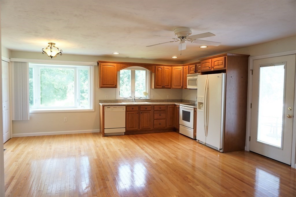 13 Dodge Road Sutton, MA 01590 - Photo 27 of 42