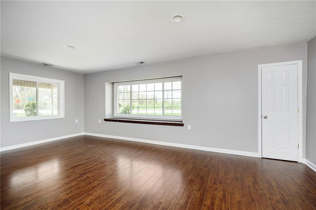 6329 Michigan Road Indianapolis, IN 46260 - Photo 11 of 25 Gallery Image 11