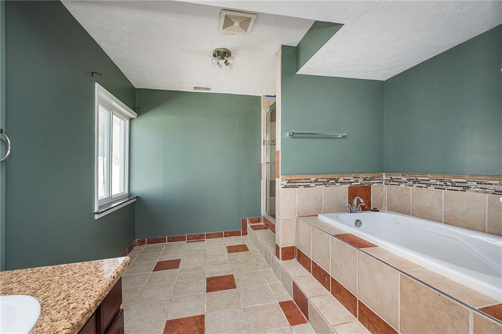 6329 Michigan Road Indianapolis, IN 46260 - Photo 23 of 25 Gallery Image 23