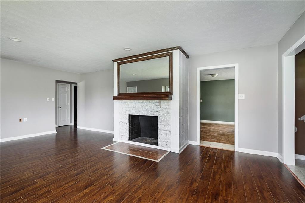 6329 Michigan Road Indianapolis, IN 46260 - Photo 9 of 25 Gallery Image 9