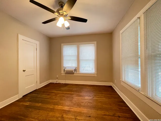 $825 | 803 West Rosewood Avenue, Unit 2, San Antonio, TX 78212