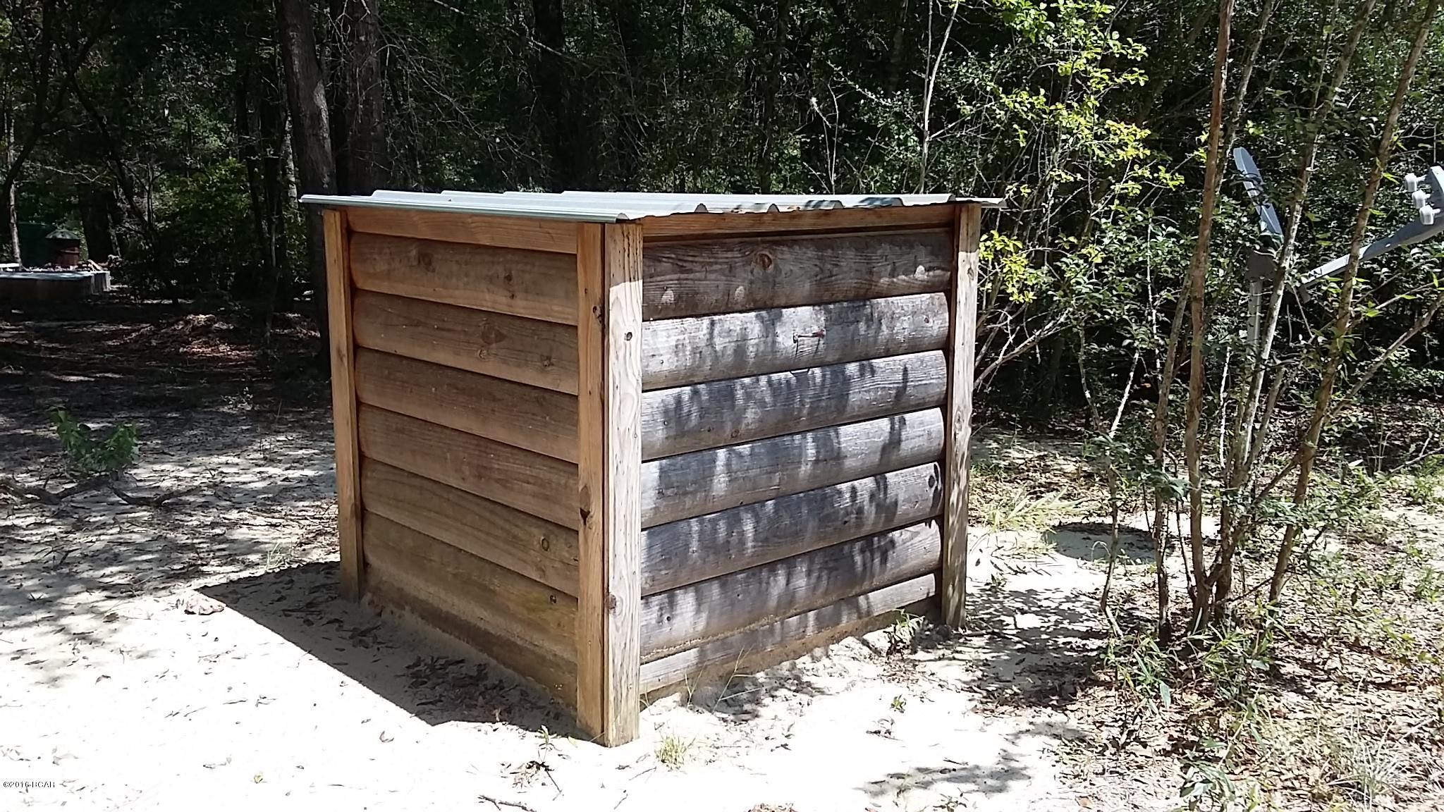 1519 Brunson Road Caryville, FL 32427 - Photo 8 of 19 Gallery Image 8