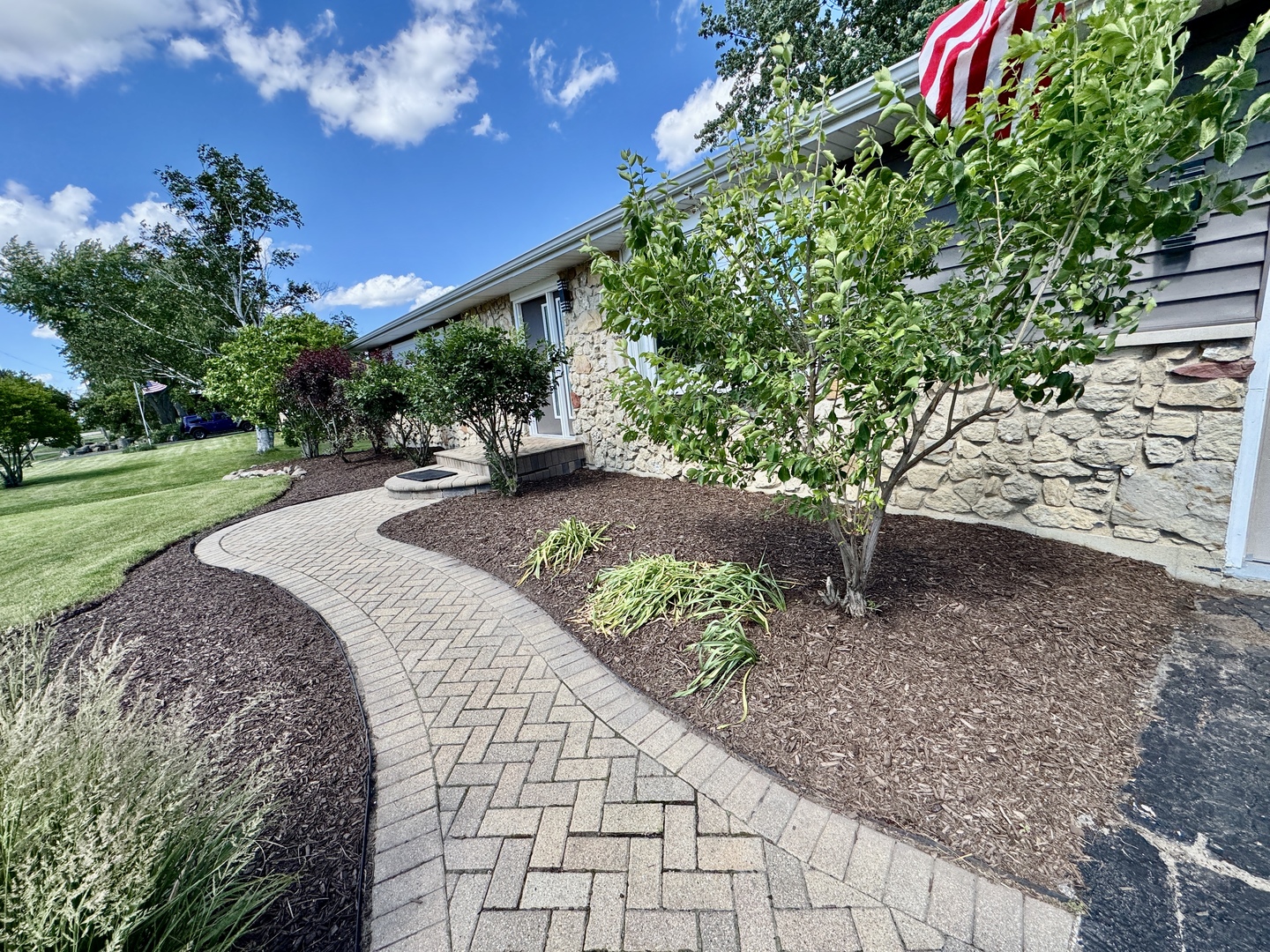 19402 Hahn Road DeKalb, IL 60115 - Photo 2 of 41