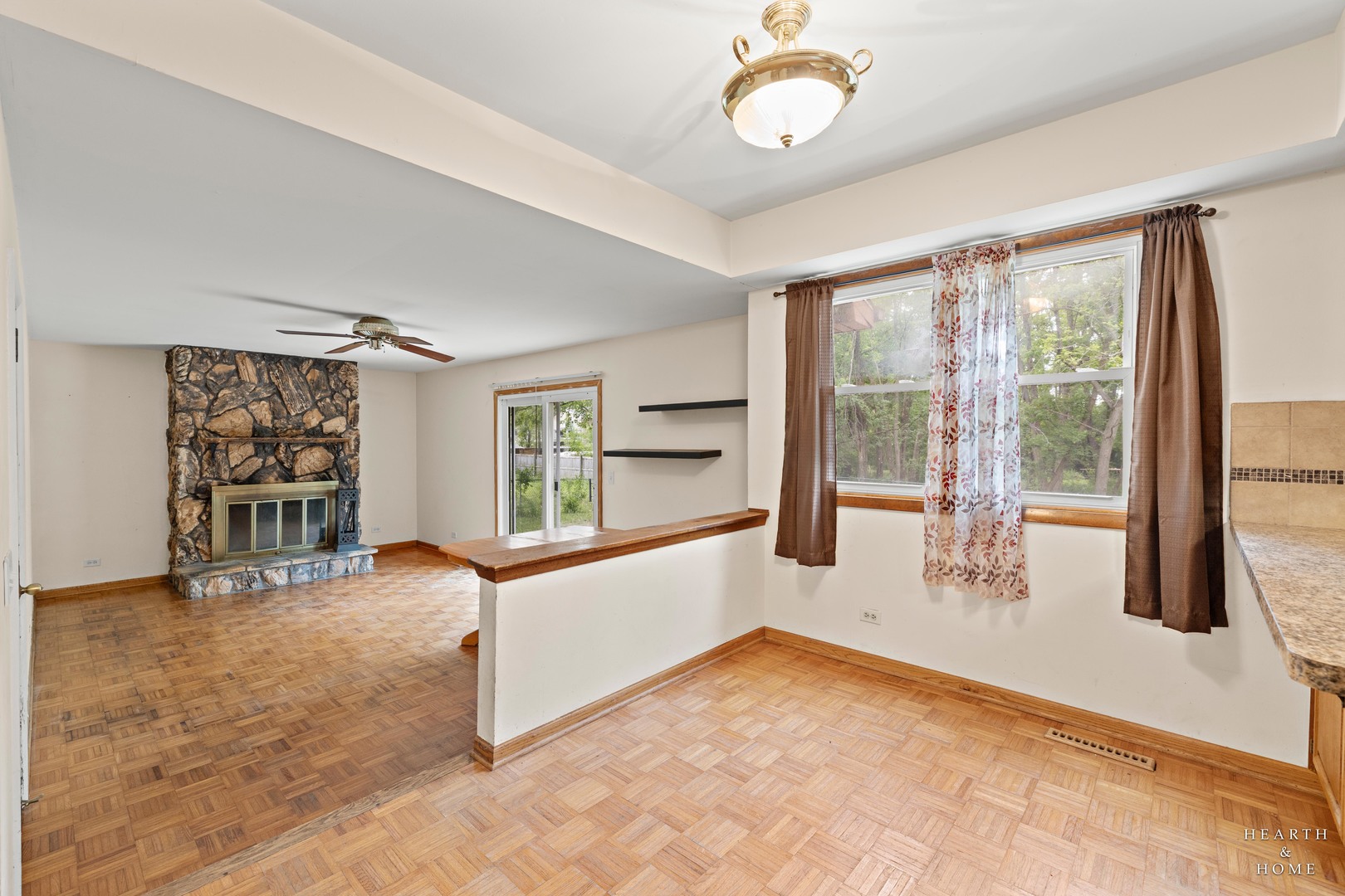 9517 Ballard Road Crystal Lake, IL 60014 - Photo 11 of 31 Gallery Image 11