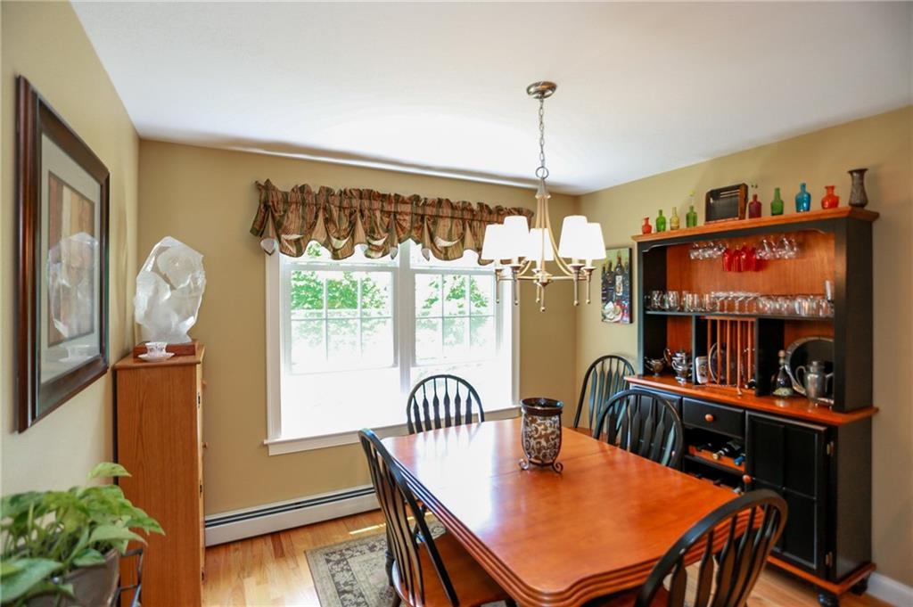 43 Shadagee Road, Unit 14 Saco, ME 04072 - Photo 11 of 21 Dining area.