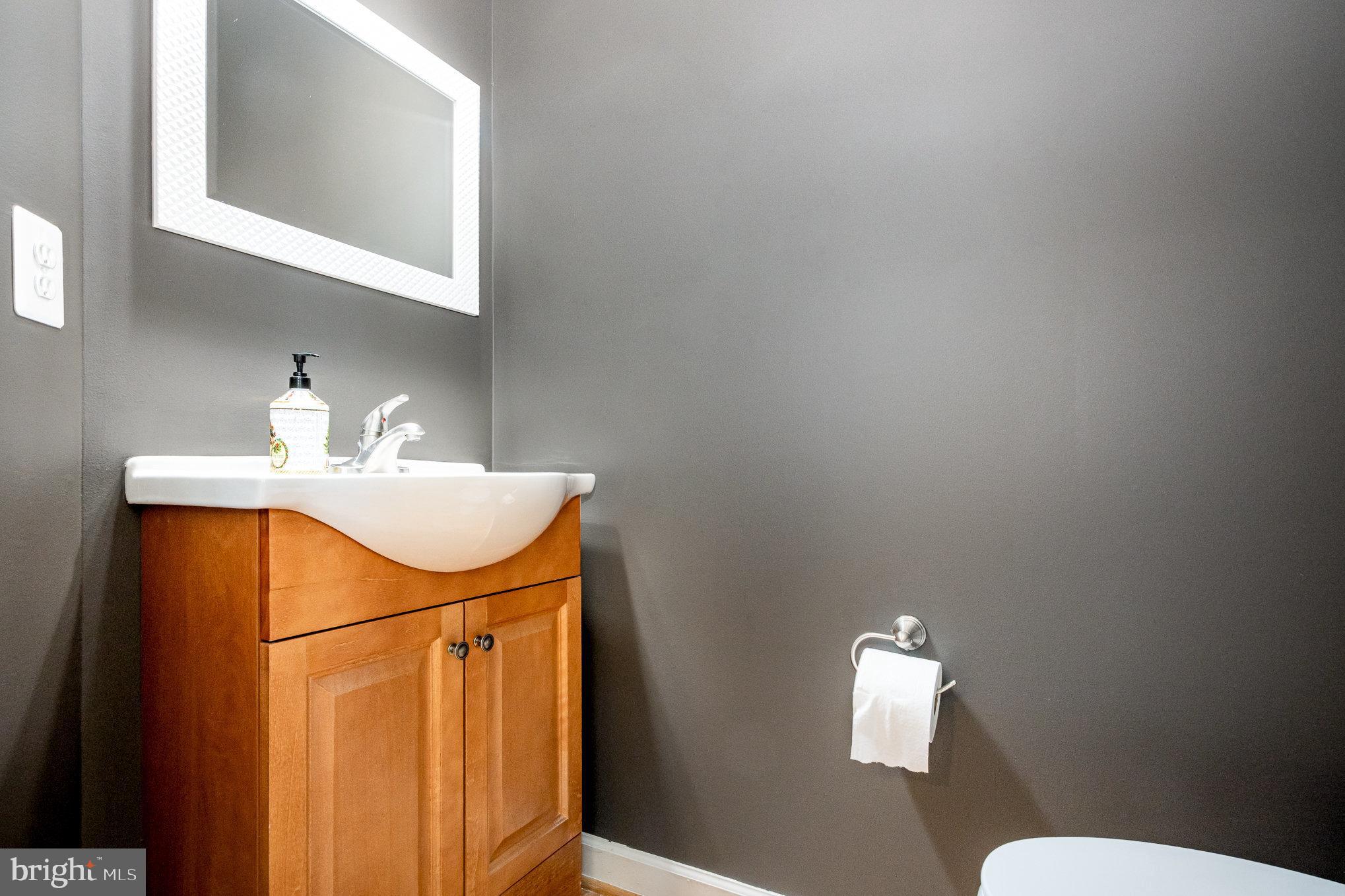 822 West Glebe Road Alexandria, VA 22305 - Photo 15 of 32