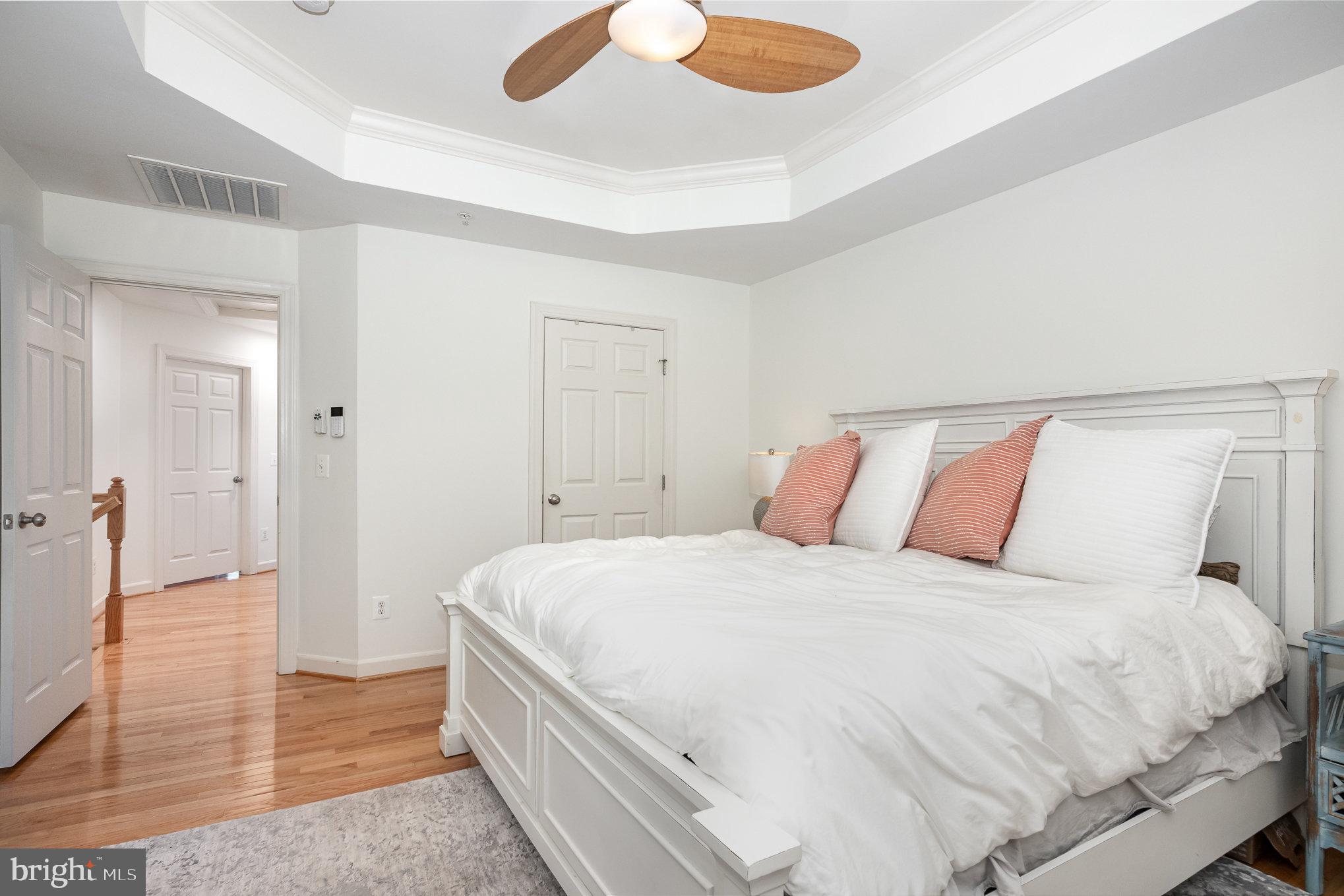 822 West Glebe Road Alexandria, VA 22305 - Photo 17 of 32