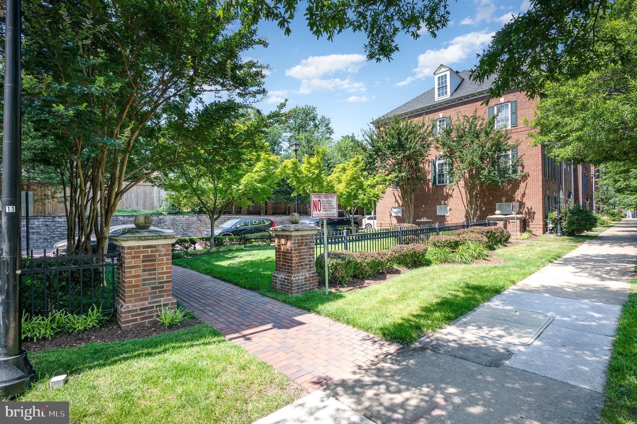 822 West Glebe Road Alexandria, VA 22305 - Photo 29 of 32