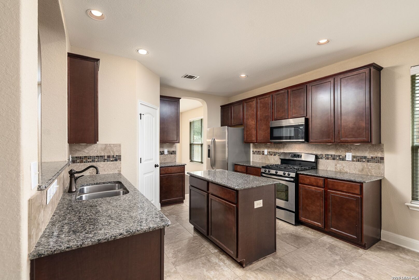 27027 Sable Run Boerne, TX 78015 - Photo 6 of 26