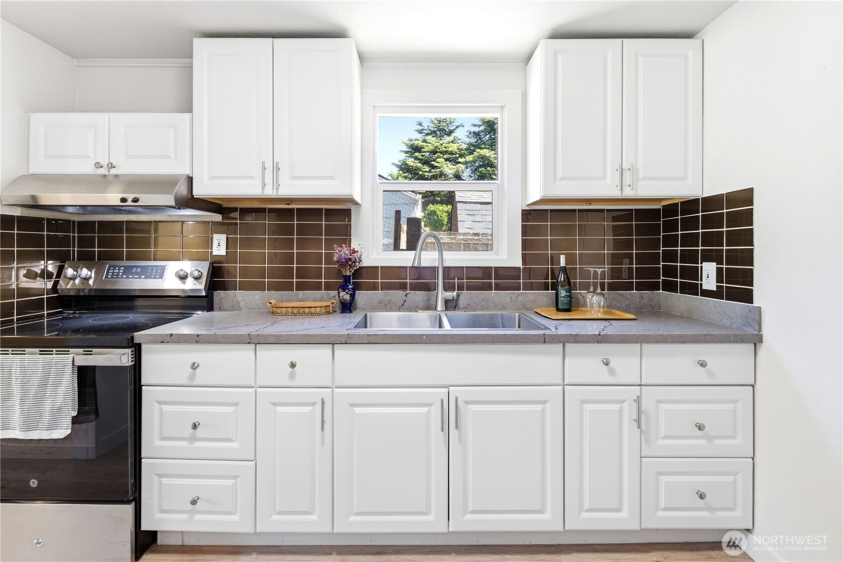 3121 Southeast 6th Street Renton, WA 98058 - Photo 16 of 40 Gallery Image 16