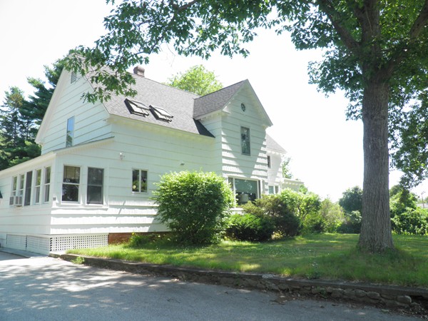 18 Maple Road Oxford, MA 01540 - Photo 2 of 30 Gallery Image 2
