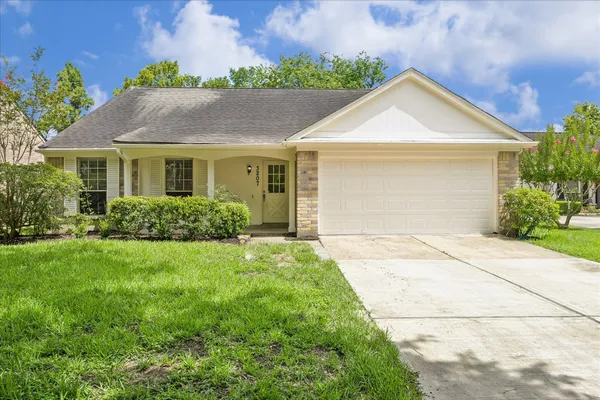 $2,150 | 3207 Rimrock Drive, Missouri City, TX 77459