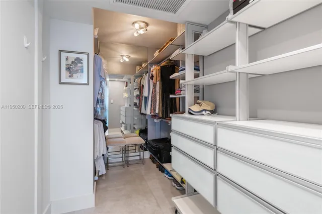 $685,000 | 5750 Collins Avenue, Unit 15E, Miami Beach, FL 33140