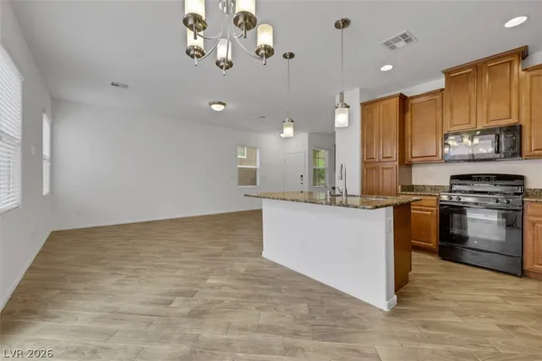 $2,000 | 7345 Puddle Duck Street, Las Vegas, NV 89166