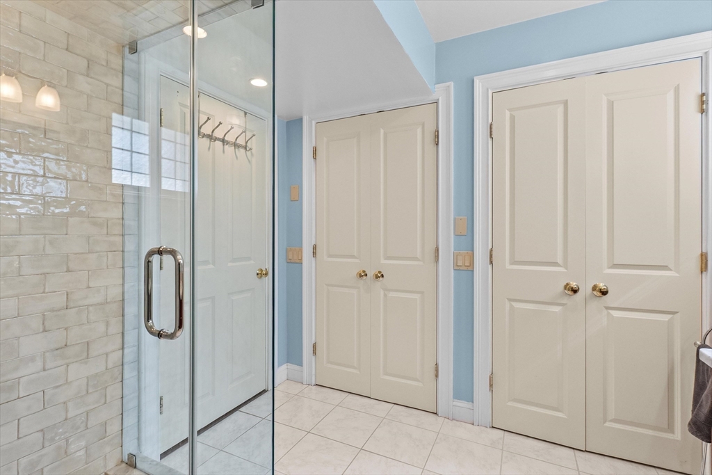 7 Winter Street, Unit 2 Salem, MA 01970 - Photo 24 of 42 a bathroom with a shower