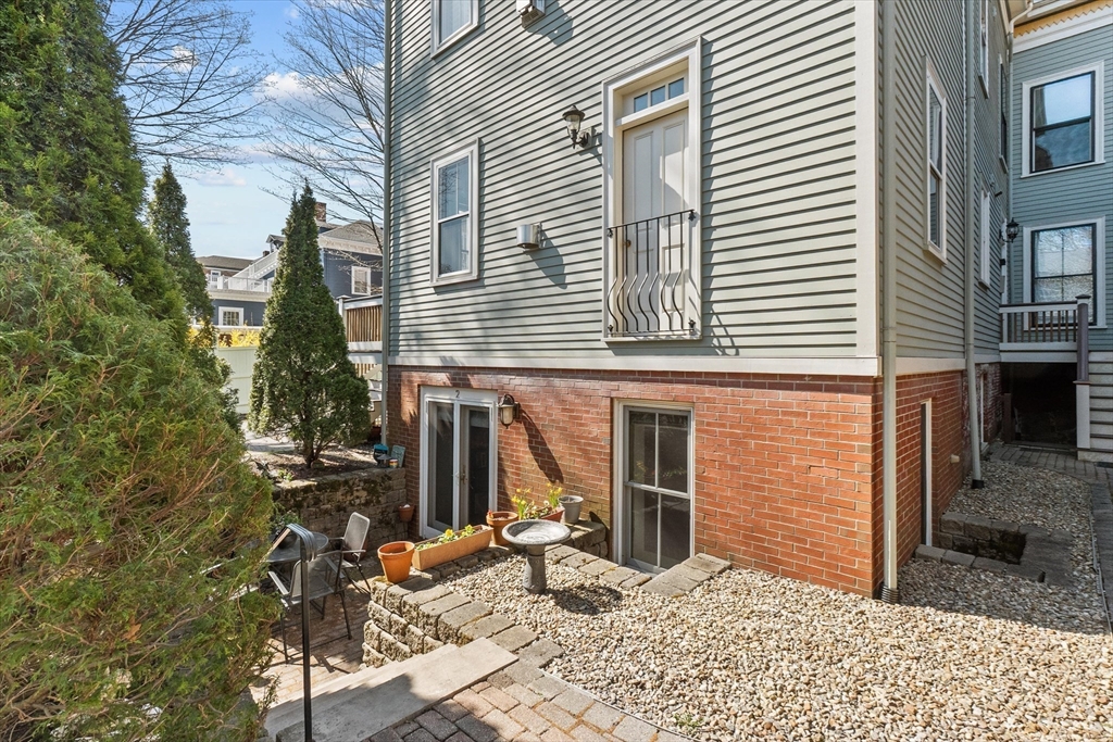 7 Winter Street, Unit 2 Salem, MA 01970 - Photo 31 of 42