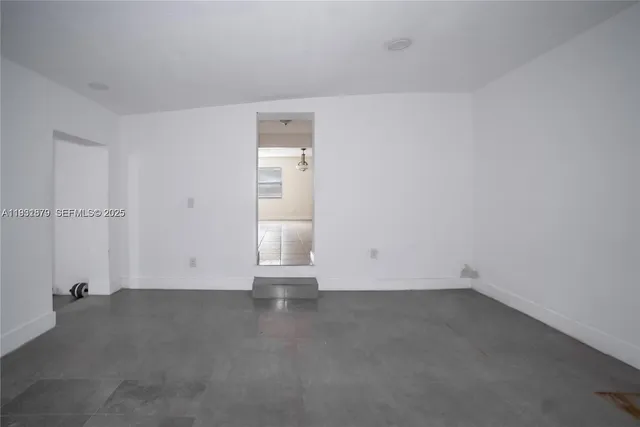 an empty room with a empty space