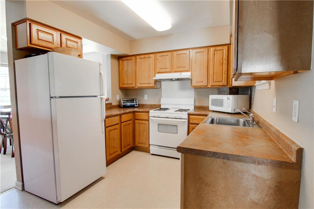 112 Pleasant Ridge Road McKees Rocks, PA 15136 - Photo 12 of 25