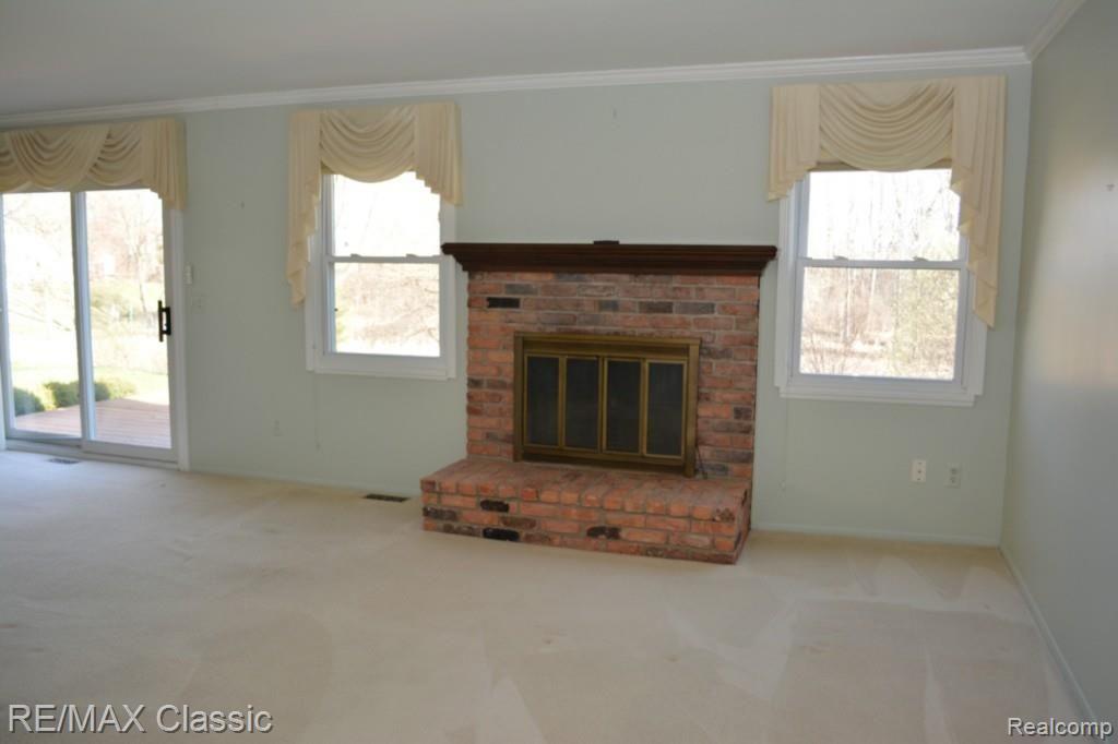 42026 Cherry Hill Road Novi, MI 48375 - Photo 2 of 28 Living Room.jpg