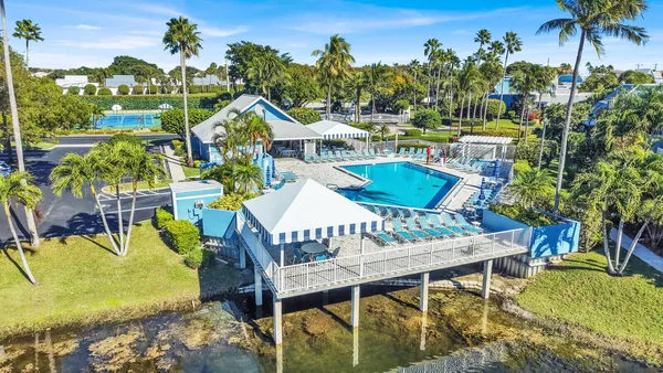 $709,900 | 622 Ocean Dunes Circle, Jupiter, FL 33477