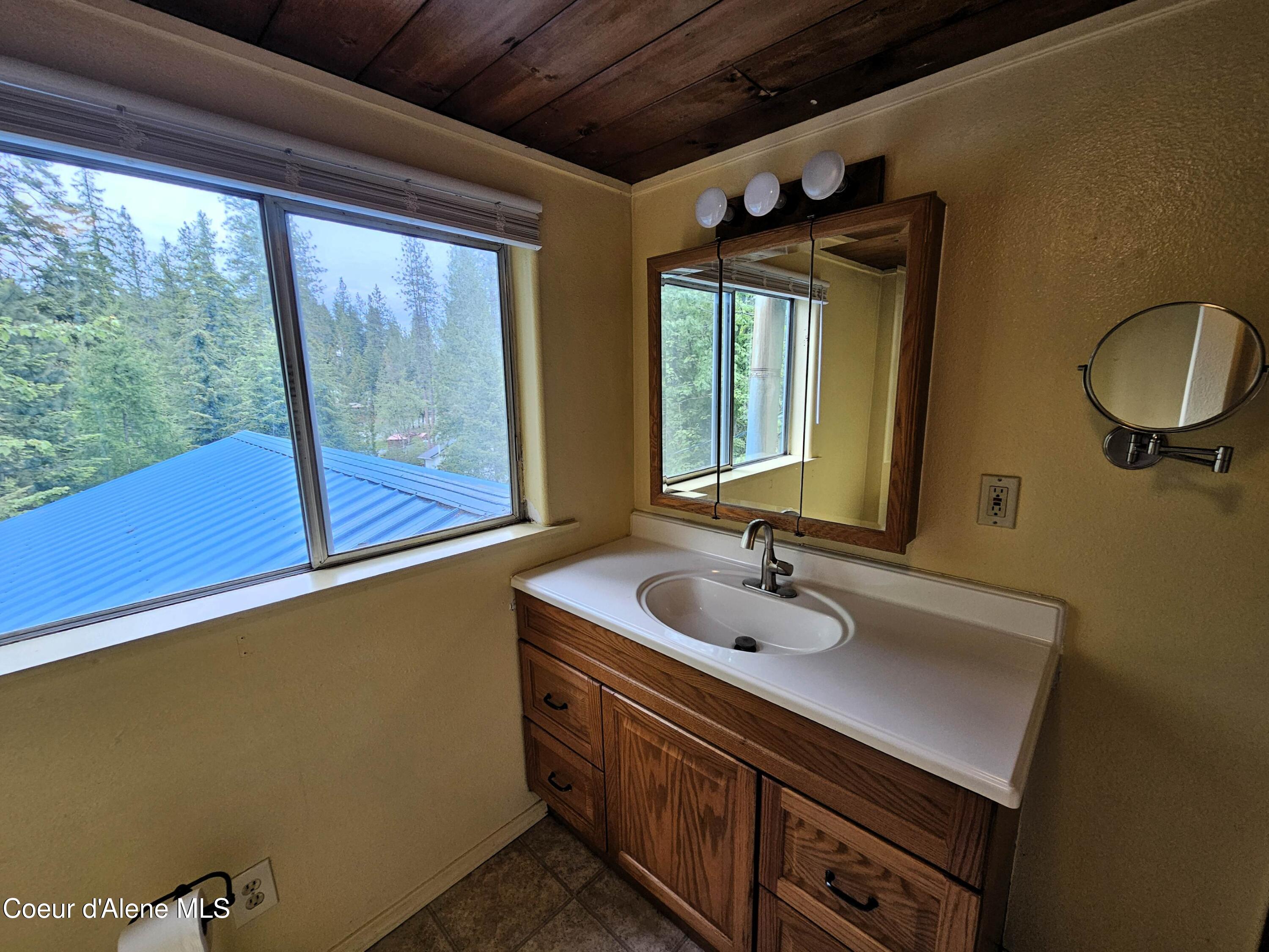 4714 East Upper Hayden Lake Road Hayden, ID 83835 - Photo 21 of 25 21
