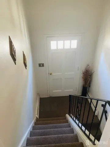 $2,800 | 144 Garfield Avenue, Colonia, NJ 07067