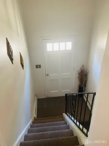 $2,800 | 144 Garfield Avenue, Colonia, NJ 07067