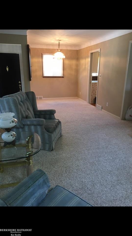 22494 David Eastpointe, MI 48021 - Photo 14 of 41 31321568-14.JPG
