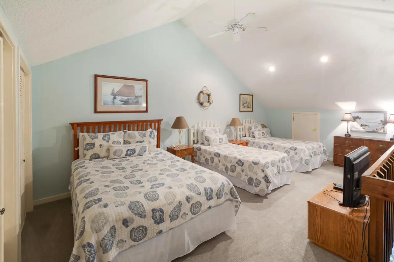 841 Club Cottage Road, Unit 9 Edisto Island, SC 29438 - Photo 20 of 30 Upstairs1