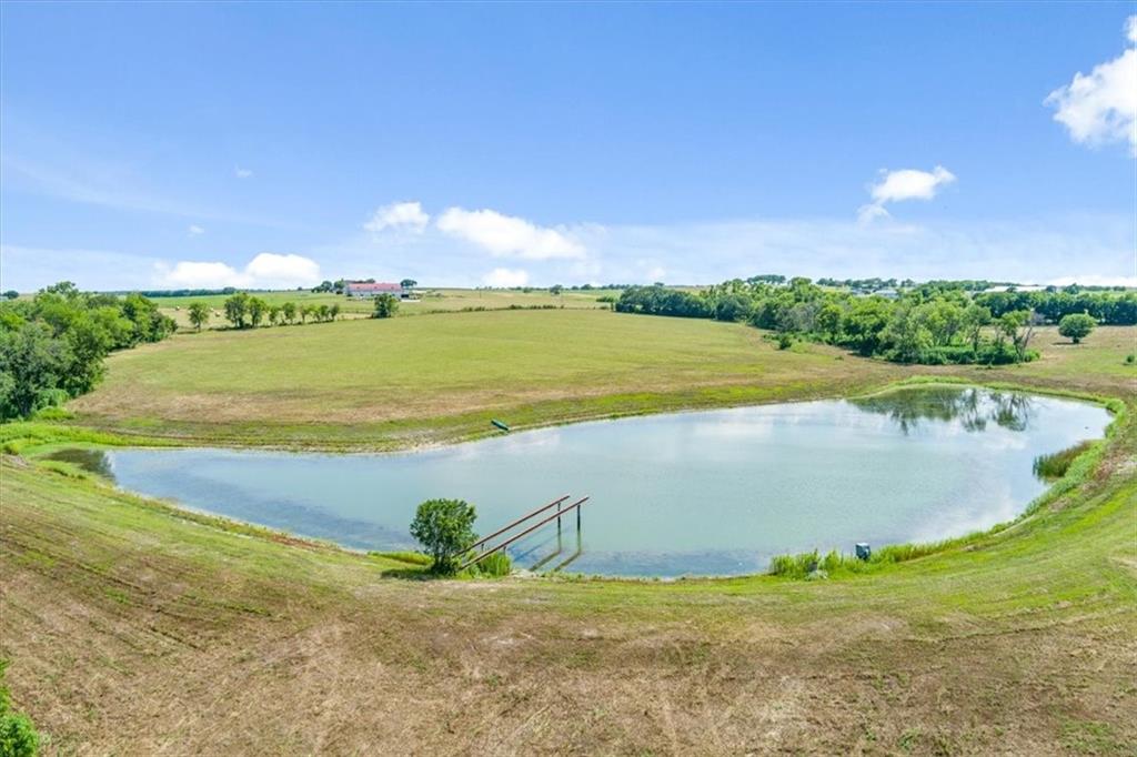600 Tynes Road Lorena, TX 76655 - Photo 5 of 12 a view of an ocean and beach