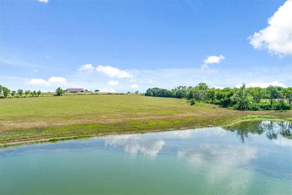 600 Tynes Road Lorena, TX 76655 - Photo 7 of 12 a view of an ocean and beach