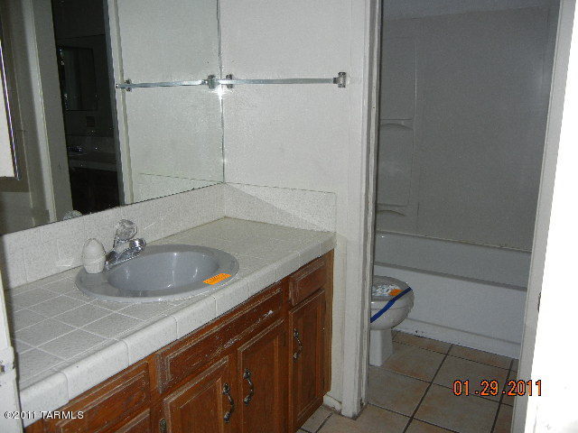 3540 South Mission Road, Unit A Tucson, AZ 85713 - Photo 9 of 17