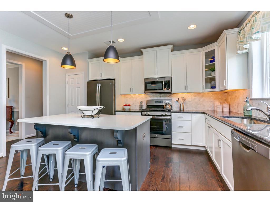 2 Abby Road Avondale, PA 19311 - Photo 6 of 24 Large kitchen