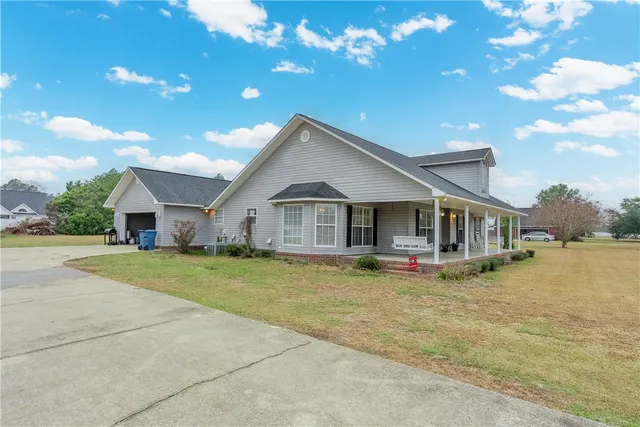 $355,000 | 5625 Wooddell Drive, Waycross, GA 31503