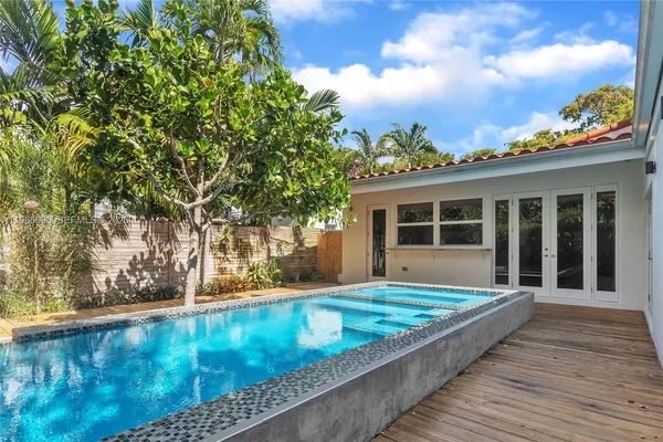 $9,750 | 776 Northeast 74th Street, Miami, FL 33138