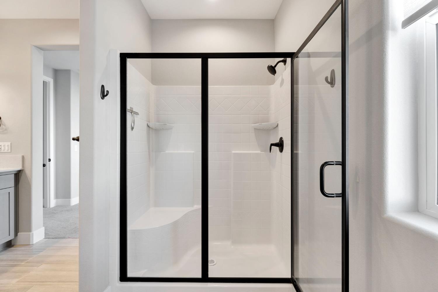 4415 Horizon Drive Madera, CA 93636 - Photo 33 of 41 a bathroom with a shower