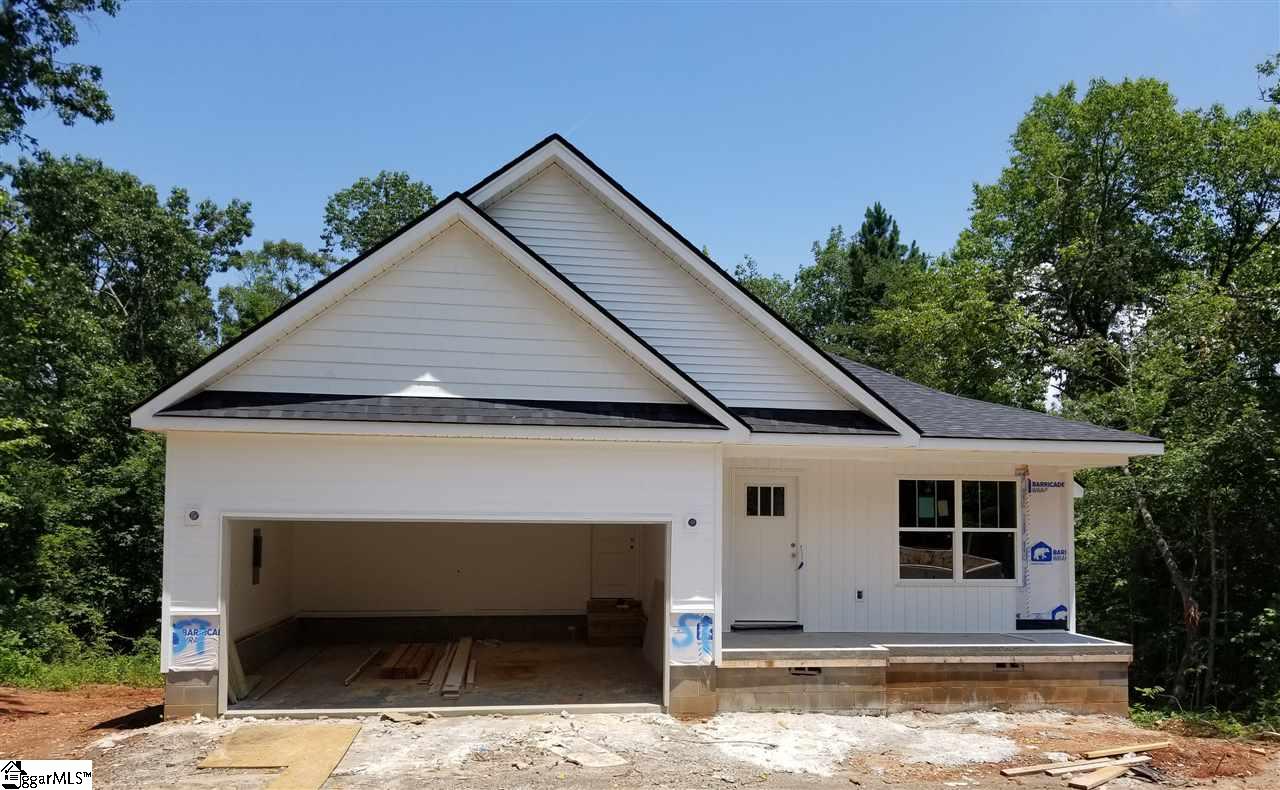 111 Fitts Spur Greer, SC 29651 - Photo 1 of 4 Gallery Image 1