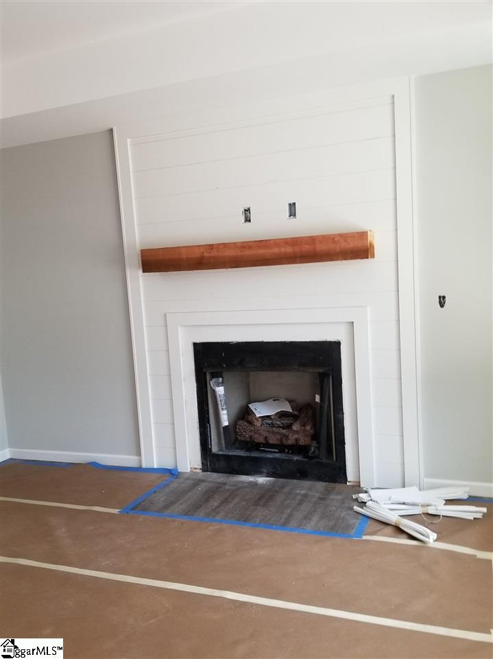 111 Fitts Spur Greer, SC 29651 - Photo 2 of 4 Gallery Image 2