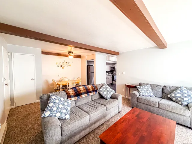 $139,000 | 113 Horse Pond Road, Unit B, Salem, CT 06420