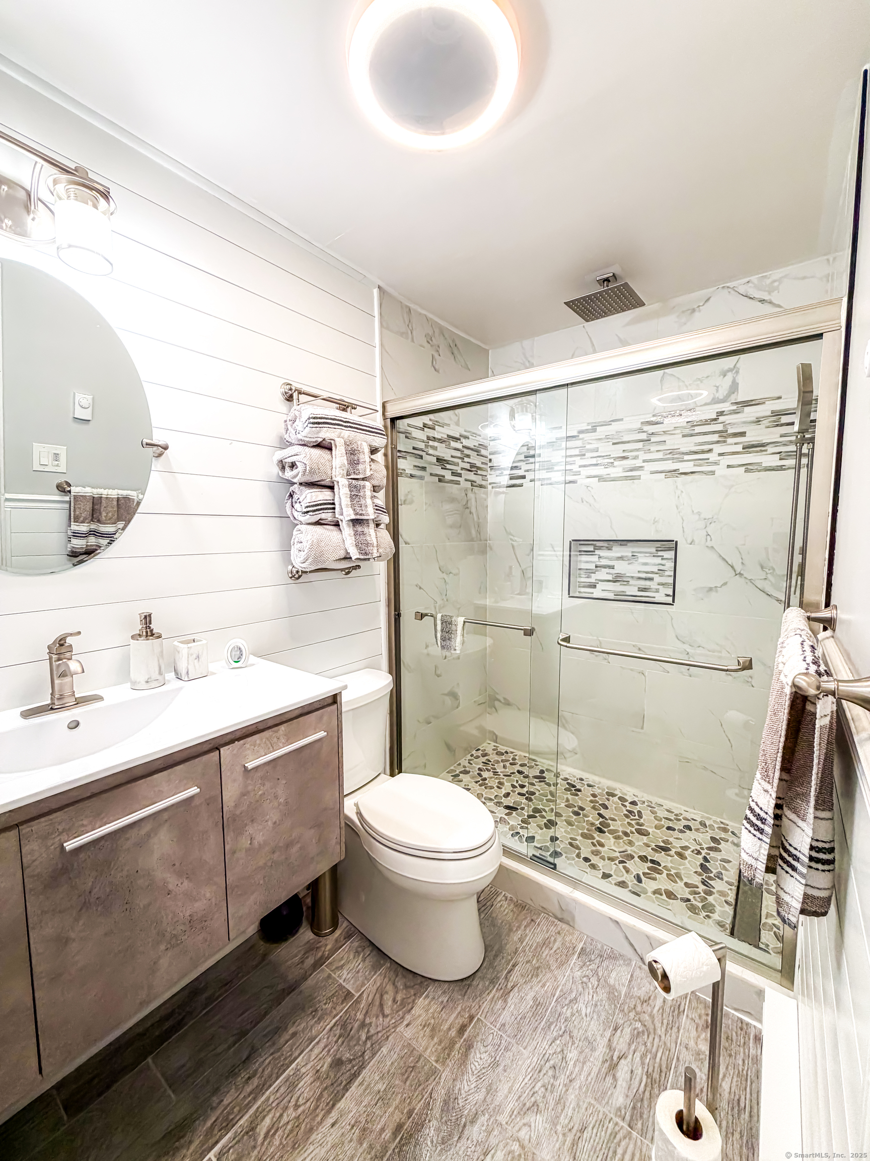 113 Horse Pond Road, Unit B Salem, CT 06420 - Photo 6 of 11