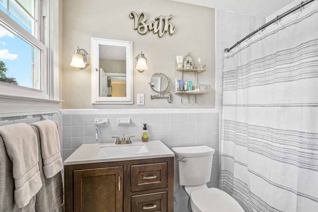 35 Meadowview Road North Andover, MA 01845 - Photo 27 of 39 Gallery Image 27