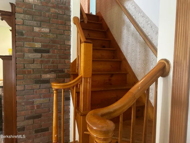 $399,000 | 1689 East Windsor Road, Windsor, MA 01270