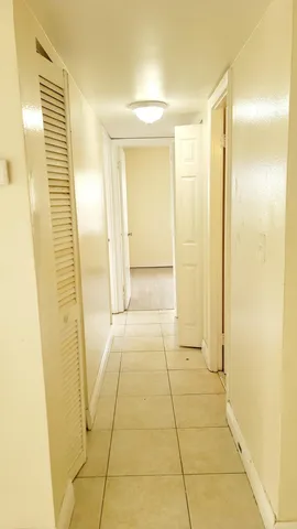 $1,850 | 494 Northwest 165th Street, Unit 602, Miami, FL 33169