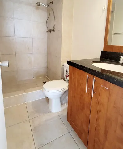 $1,850 | 494 Northwest 165th Street, Unit 602, Miami, FL 33169